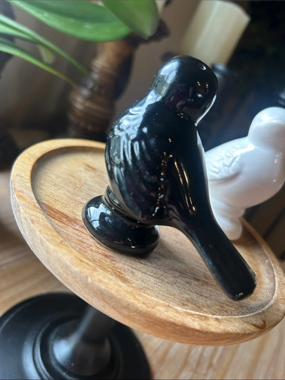 Bird Salt & Pepper Shakers. Black & White.
